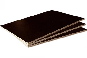 фото товара Фанера ламинированная 1,22х2,44х9 мм гл/сетка